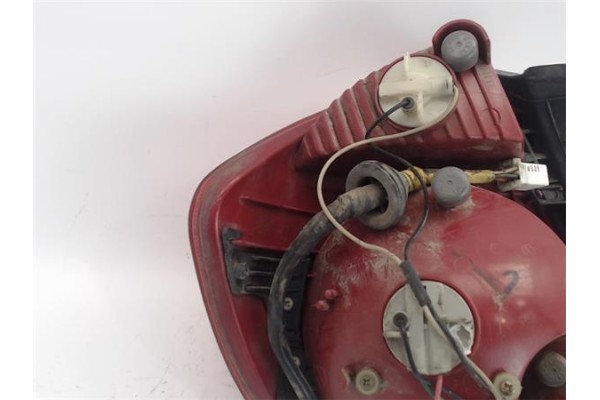 Recambio de piloto trasero derecho para hyundai accent (lc) referencia OEM IAM   