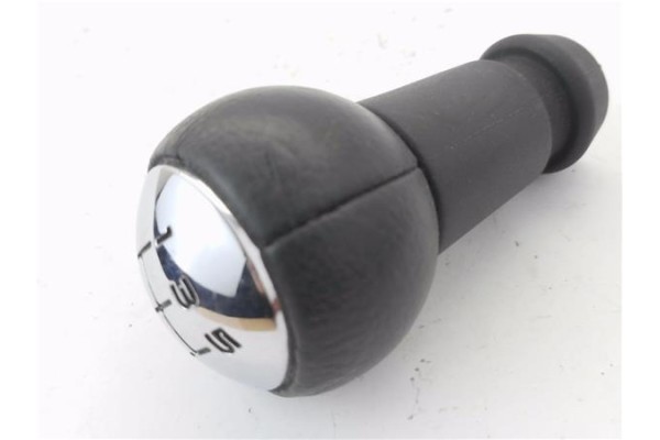 Recambio de pomo palanca cambio para peugeot 207 1.6 hdi referencia OEM IAM 2403CV  