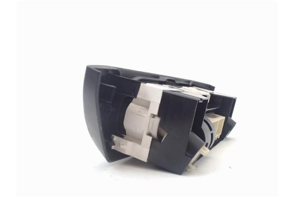 Recambio de mandos calefaccion / a.a. para volkswagen polo iv (9n1) 1.4 16v referencia OEM IAM 828045  