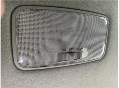 LUZ TRASERO CENTRAL TECHO 8124052040B0