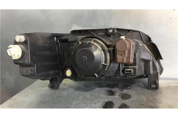 Recambio de faro delantero izquierdo para peugeot 106 (s1) 1.1 referencia OEM IAM 6204P4  