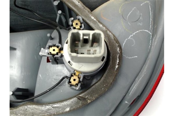 Recambio de piloto trasero izquierdo para toyota yaris (ncp1/nlp1/scp1) referencia OEM IAM   