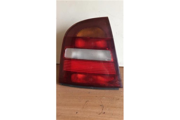 Recambio de piloto trasero izquierdo para skoda octavia berlina (1u2)(1997) 1.6 glx (74kw) [1,6 ltr. - 74 kw] referencia OEM IAM