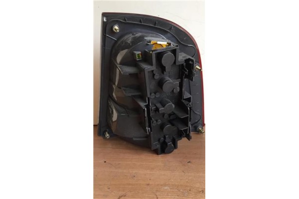 Recambio de piloto trasero izquierdo para skoda octavia berlina (1u2)(1997) 1.6 glx (74kw) [1,6 ltr. - 74 kw] referencia OEM IAM