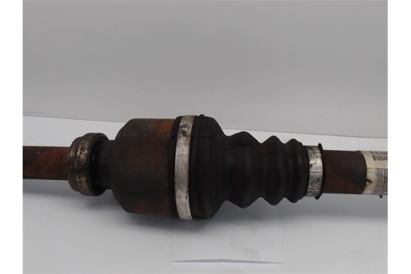 Recambio de palier delantero derecho para peugeot 308 1.6 gt referencia OEM IAM 3273QJ  