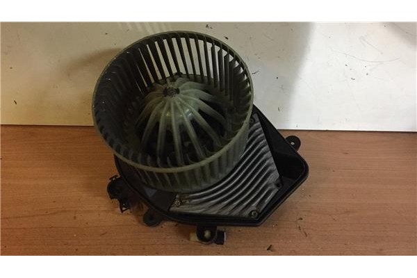 Recambio de motor calefaccion para audi a4 berlina (b5) 1.8 t referencia OEM IAM 8D1B20021 740221233F 