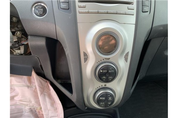 Recambio de mandos climatizador para toyota yaris (ksp9/scp9/nlp9) 1.4 active referencia OEM IAM 559360D010  