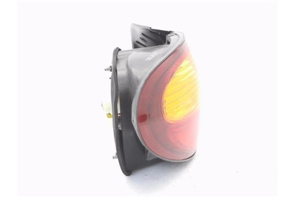 Recambio de piloto trasero izquierdo para hyundai lantra berlina (rd) 1.6 gl referencia OEM IAM 9240129520  