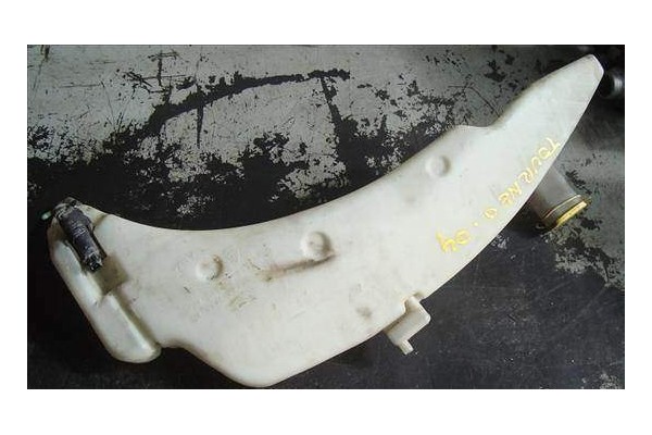 Recambio de deposito limpiaparabrisas para ford transit connect (p65_, p70_, p80_) 1.8 tdci referencia OEM IAM   