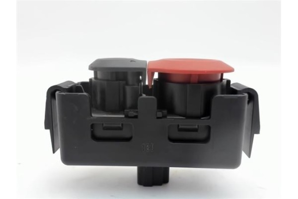 Recambio de interruptor luces emergencia para renault clio iii 1.5 dci (c/br1g) referencia OEM IAM 8200214896A 88300000 