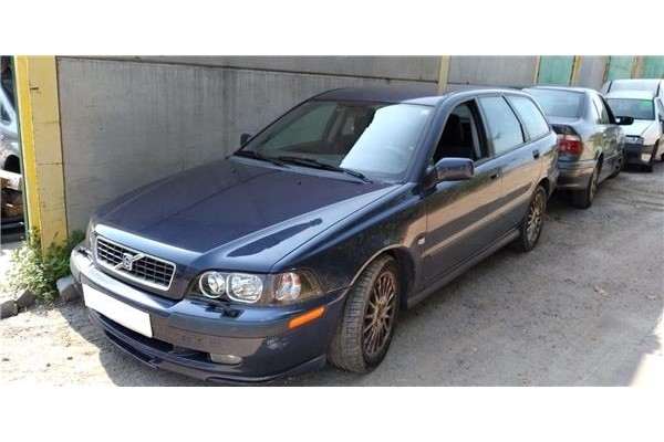 volvo v40 familiar (1995) del año 