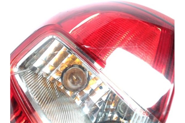 Recambio de piloto trasero izquierdo para renault koleos i referencia OEM IAM   