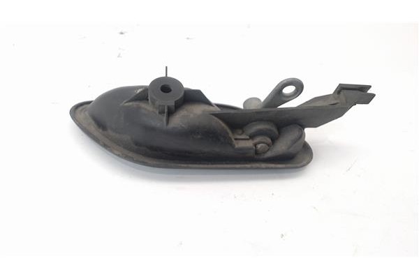 Recambio de manilla int. puerta trasero izquierda para bmw serie 5 berlina (e39) 2.5 525tds referencia OEM IAM 51218226049  