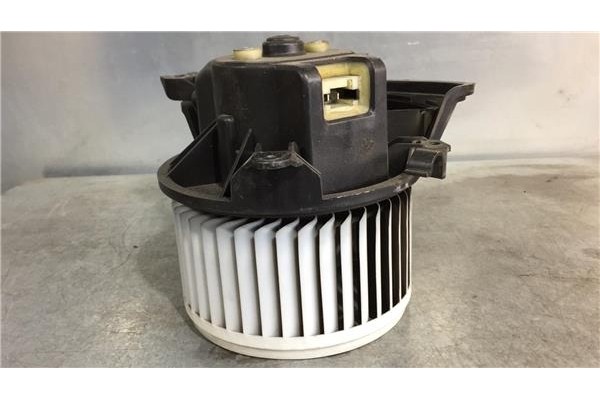 Recambio de ventilador calefaccion para opel corsa d 1.3 cdti referencia OEM IAM 28053925D31 5D3105392 