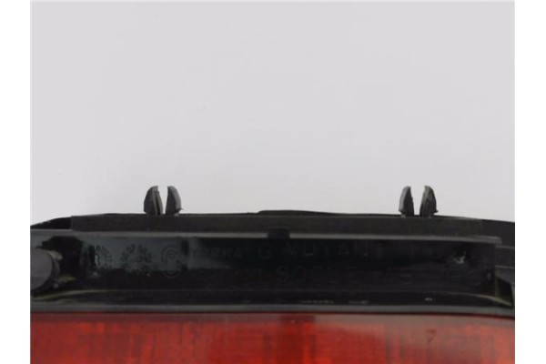 Recambio de luz central de freno para peugeot partner combispace (5f) 1.6 hdi 75 referencia OEM IAM 7R02569  