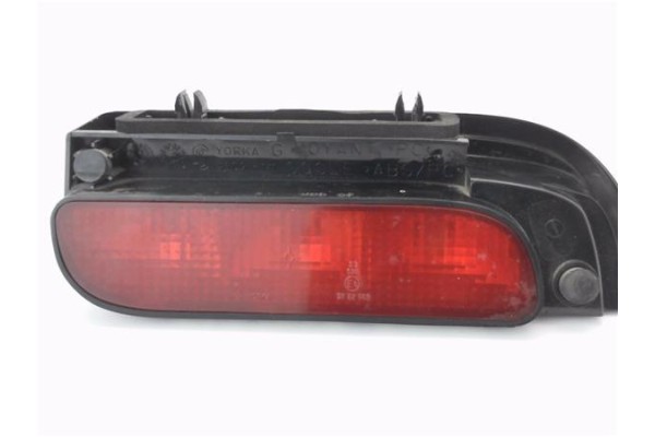Recambio de luz central de freno para peugeot partner combispace (5f) 1.6 hdi 75 referencia OEM IAM 7R02569  