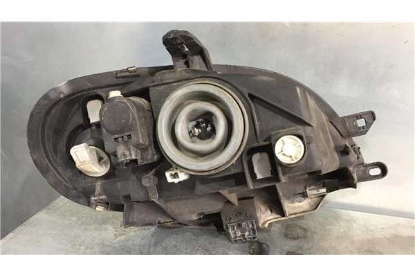 Recambio de faro delantero izquierdo para citroen saxo 1.4 vts referencia OEM IAM 9636331780 89003434GTD 