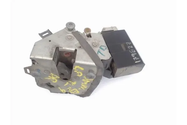 Recambio de cierre electromagnetico trasero derecho para bmw serie 5 berlina (e39) 2.5 525tds referencia OEM IAM 51228125672  