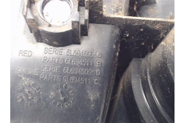 Recambio de piloto trasero izquierdo para seat ibiza (6l1) referencia OEM IAM 6L6945095C 268700 