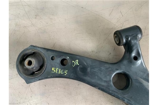 Recambio de brazo inferior delantero derecho para toyota corolla (e21) híbrido hybrid active referencia OEM IAM 4806802330 72022
