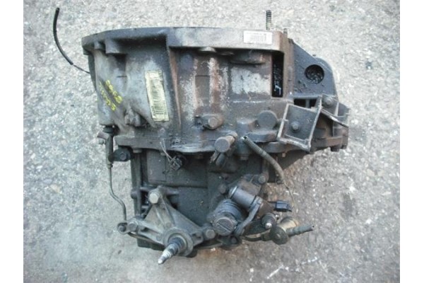 Recambio de caja cambios manual para renault scenic ii (jm) 1.9 dci (jm12, jm0g) referencia OEM IAM 7701717702 ND0002 A242759 