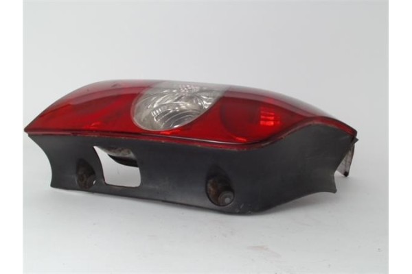 Recambio de piloto trasero izquierdo para renault laguna ii grandtour (kg0) 1.9 expression confort referencia OEM IAM   