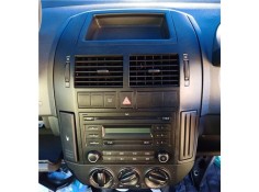 Recambio de embellecedor consola central para volkswagen polo iv (9n3) 1.4 advance referencia OEM IAM 6Q0858069AC1QB  