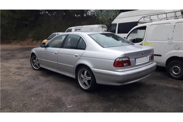 bmw serie 5 berlina (e39)(1995) del año 