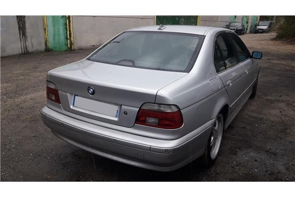 bmw serie 5 berlina (e39)(1995) del año 