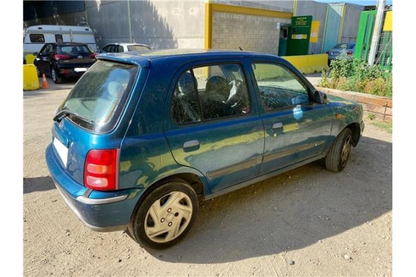 nissan micra (k11) del año 2001