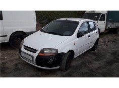 daewoo kalos (2002) del año 