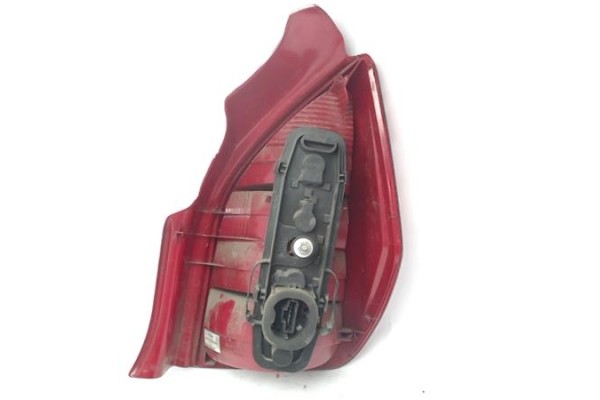 Recambio de piloto trasero izquierdo para citroen c2 referencia OEM IAM 2VP354030-03  