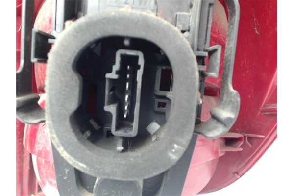 Recambio de piloto trasero izquierdo para citroen c2 referencia OEM IAM 2VP354030-03  