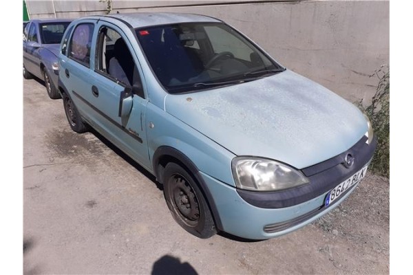 opel corsa c del año 2001