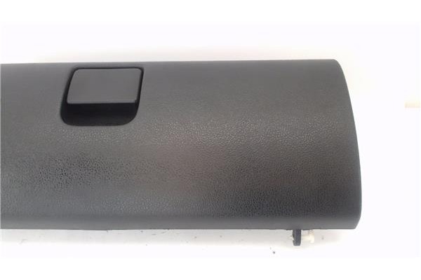 Recambio de tapa guantera para land rover freelander (ln) 2.0 di referencia OEM IAM FFN000050HPP FFN000050PUY  Recambio de tapa guantera para land rover freelander (ln) 2.0 di referencia OEM IAM FFN000050HPP FFN000050PUY