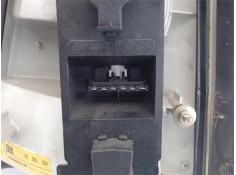 Recambio de piloto trasero izquierdo para opel vectra b berlina referencia OEM IAM 90585004  