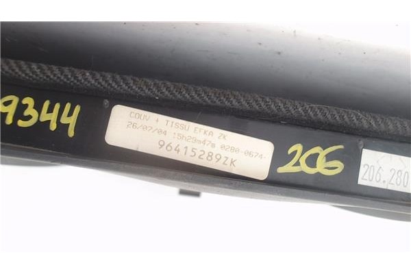 Recambio de tapa guantera para peugeot 206 2.0 hdi 90 referencia OEM IAM 8214RL  