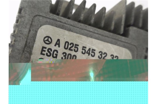 Recambio de piloto trasero derecho para audi a4 berlina (b5) referencia OEM IAM 8D9945112  