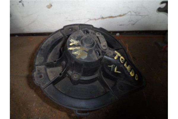Recambio de motor calefaccion para seat toledo (1l) 1.8 i referencia OEM IAM   