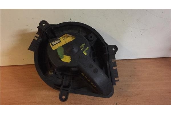 Recambio de motor calefaccion para citroen xantia berlina 1.8 i referencia OEM IAM  N32841888K 