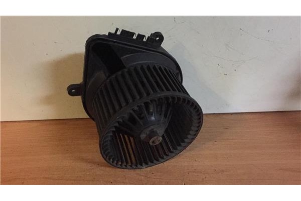 Recambio de motor calefaccion para citroen xantia berlina 1.8 i referencia OEM IAM  N32841888K 