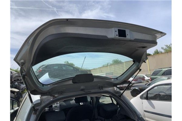 Recambio de porton trasero para toyota yaris (ksp9/scp9/nlp9) 1.4 active referencia OEM IAM 670050D160  