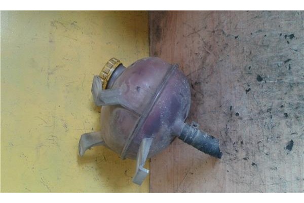 Recambio de radiador para renault trafic ii furgón (fl) 1.9 dci 100 (fl0c) referencia OEM IAM    Recambio de radiador para renault trafic ii furgón (fl) 1.9 dci 100 (fl0c) referencia OEM IAM