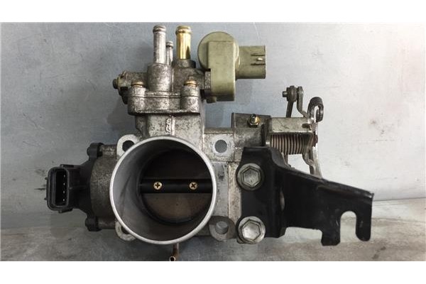 Recambio de caja mariposa aire para toyota celica (t20) 1.8 referencia OEM IAM 8D2216860  