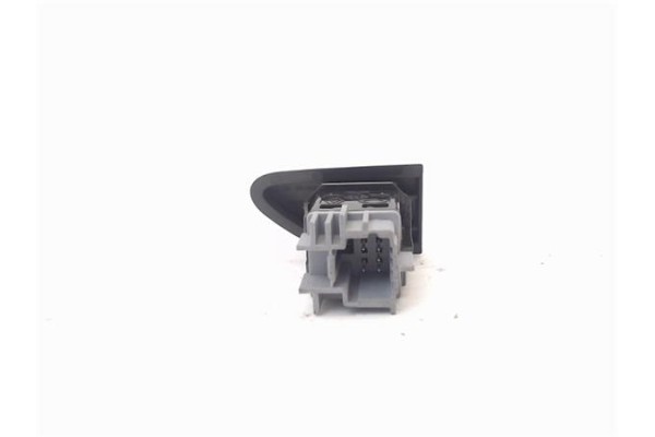 Recambio de conjunto interruptores para dacia duster i 1.5 ambiance 4x2 referencia OEM IAM 252108098R 10101342 