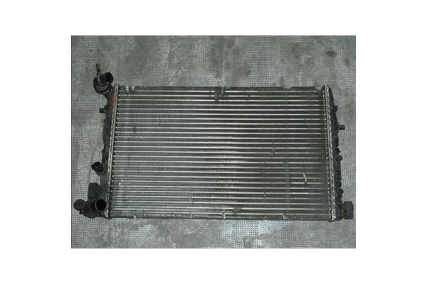 Recambio de radiador para volkswagen polo iv (9n1) 1.4 16v referencia OEM IAM    Recambio de radiador para volkswagen polo iv (9n1) 1.4 16v referencia OEM IAM