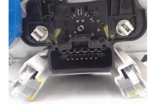 Recambio de mandos calefaccion / a.a. para dacia duster i 1.5 ambiance 4x2 referencia OEM IAM N109211S  