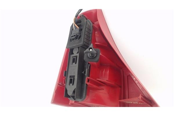Recambio de piloto trasero derecho para renault clio ii fase i (b/cb0) 1.2 (b/cb0f, b/cb0a, b/cb10, b/cb1k, b/cb2d, b/cb2h) refe