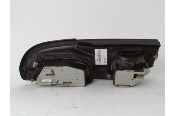 Recambio de piloto trasero derecho para nissan 200 sx (s13) 1.8 16v turbo referencia OEM IAM 22063288  