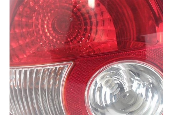 Recambio de piloto trasero izquierdo para hyundai getz (tb) referencia OEM IAM   